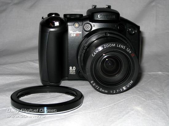Цифровая фотокамера Canon PowerShot S5 IS с насадкой на объектив